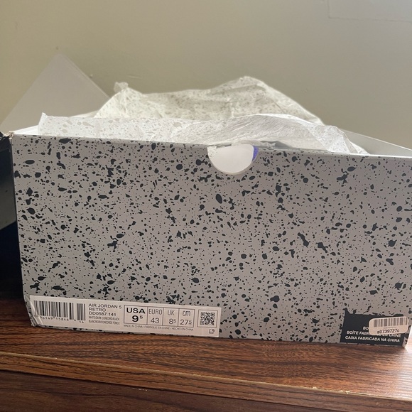 Retro Air Jordan 5 Concord - Picture 6 of 7